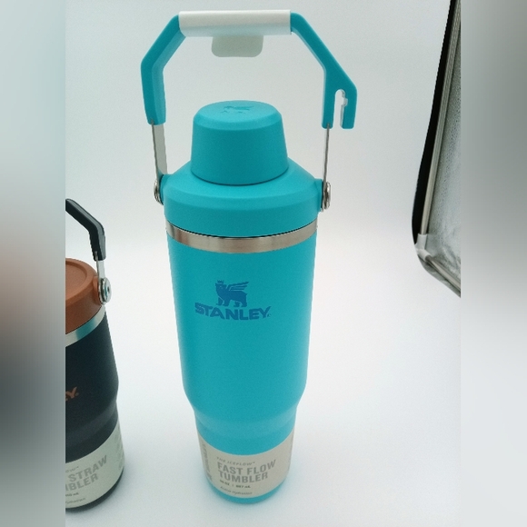 2 NWT Stanley's Small Is 14 Oz Flip Straw Tumbler Big Is 39 Oz Fast Flow - Picture 3 of 9
